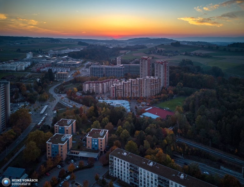 Bern Westside 3