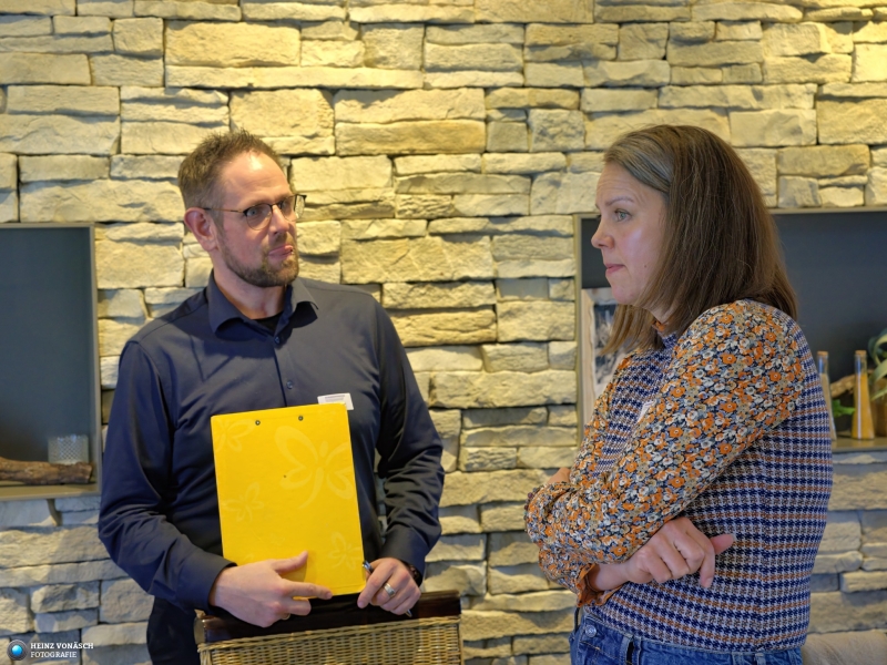 Businessversum_20250226_0107