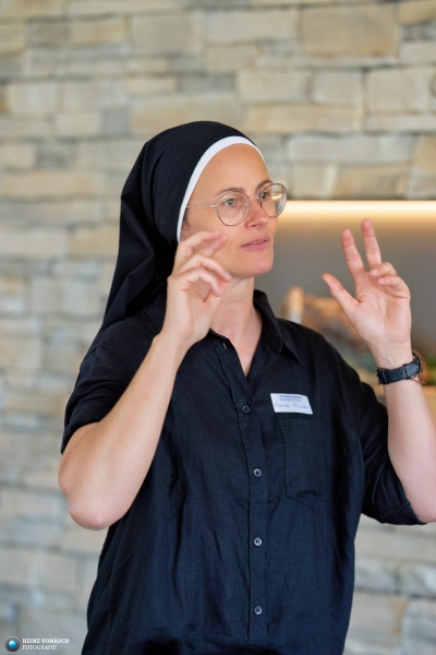 Businessversum_20250702_0112