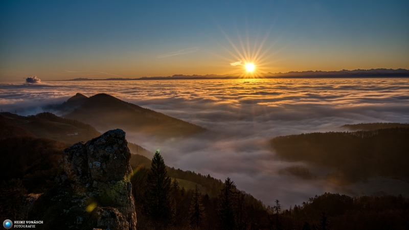 Nebelwelle im Jura 4
