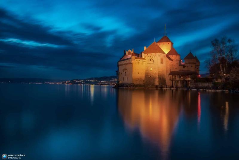 Schloss-Chillon-im-Sonnenuntergang